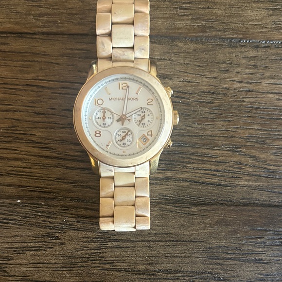 Michael Kors Rose Gold Runway Chronograph Watch - Picture 1 of 2